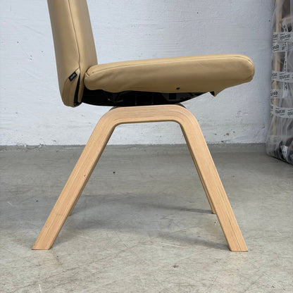 Stressless Laurel spisestol fra Ekornes, beige