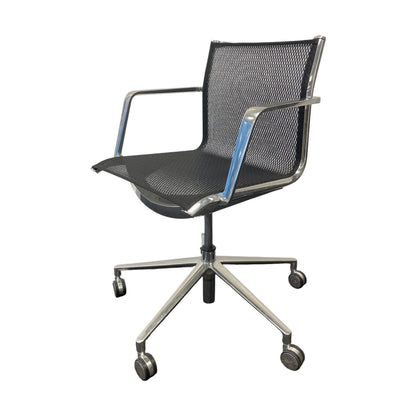 ICF Una møteromsstol, svart, med armlener og hjul