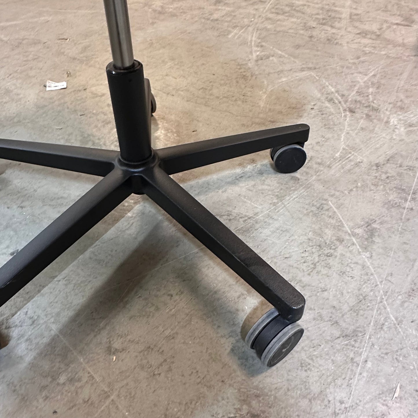 Grand kontorstol fra Horreds, svart