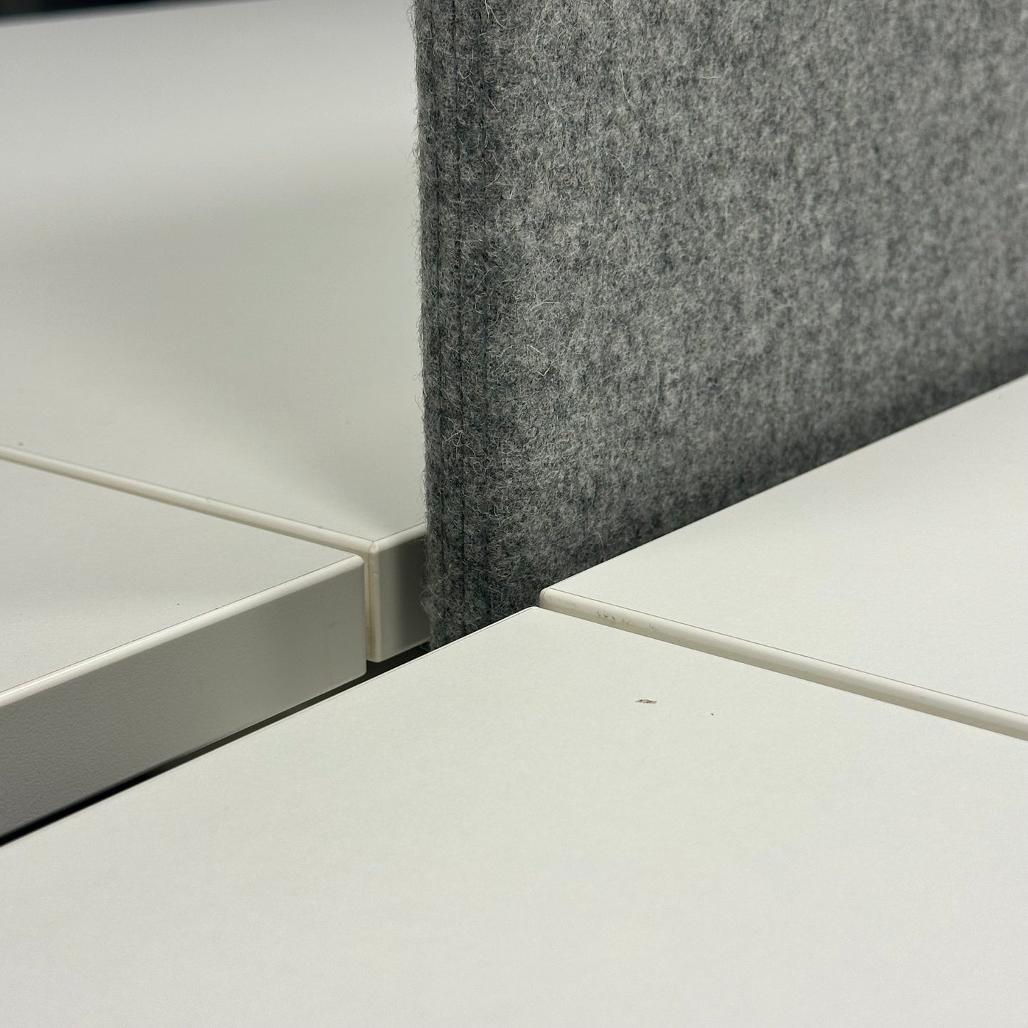U1 Quadruple Bench arbeidsstasjon fra Narbutas, hvit melamin, 320x164 cm