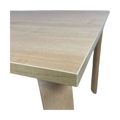 Zeta spisebord fra VAD, lys eik, 140x90 cm