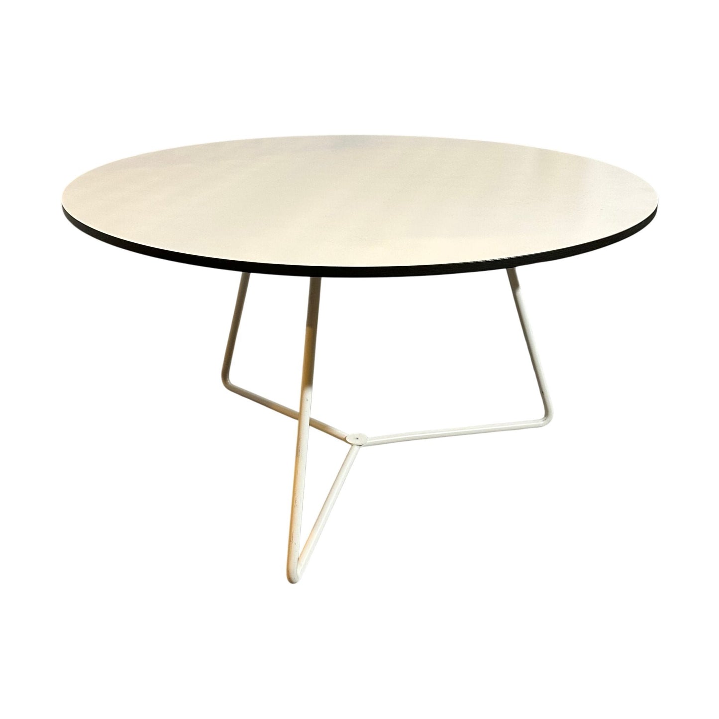 Ypsilon sidebord fra Pedrali, hvit, Ø80 cm, 45 cm høyt