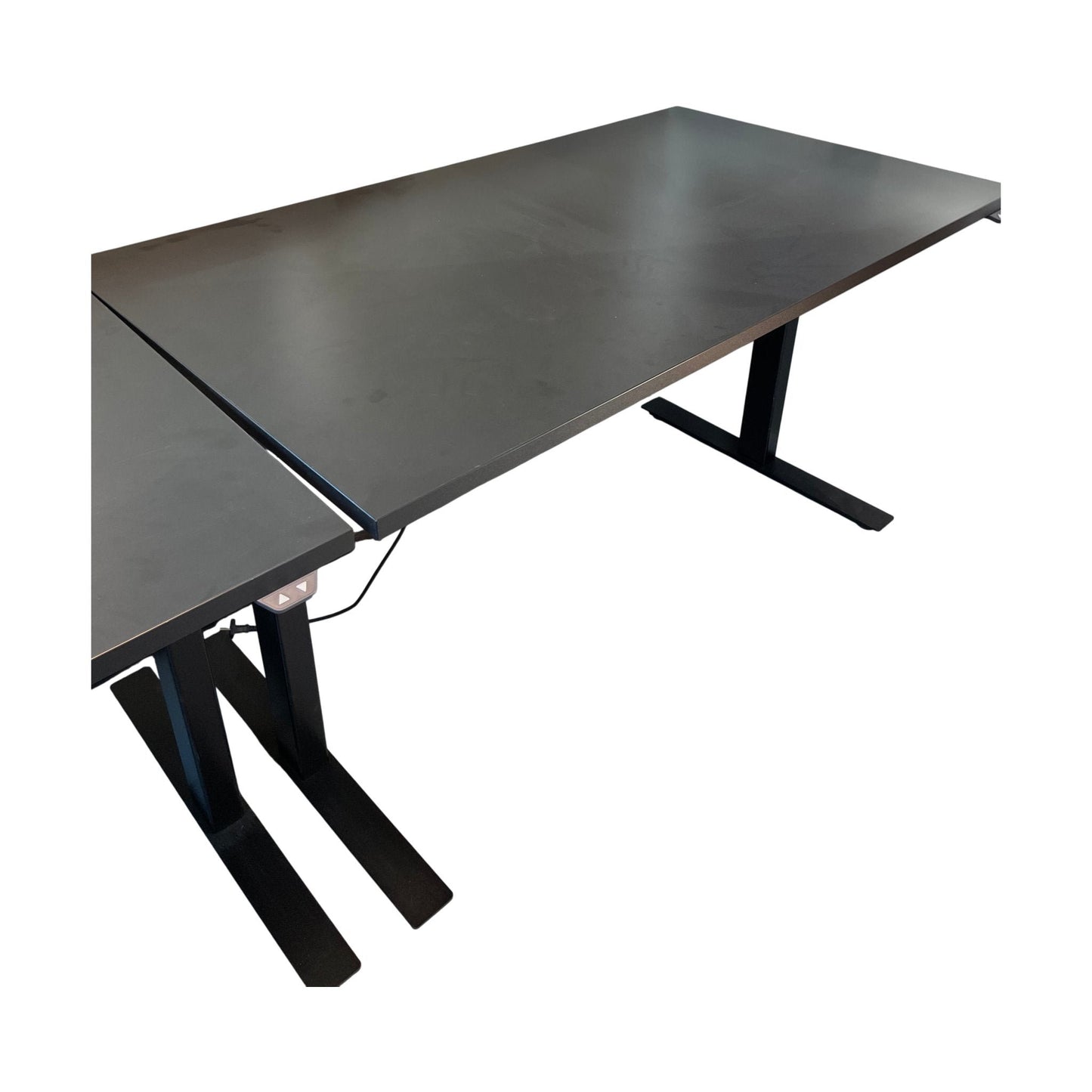 Elektrisk hev/senk skrivebord, svart MDF, 140x80 cm