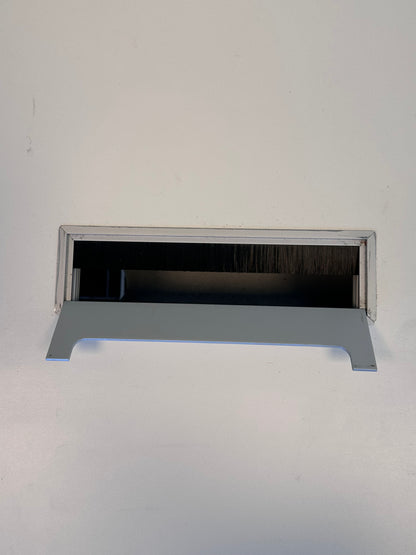 Møtebord i hvit laminat, 210x110 cm