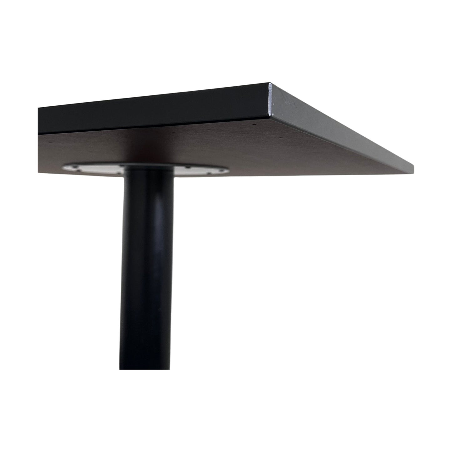 Loungebord i hvit laminat fra Edsbyn Cone, 80x80 cm