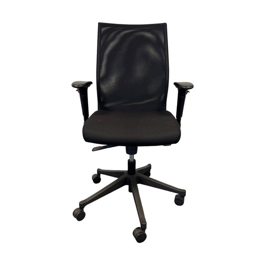 Sort kontorstol i mesh