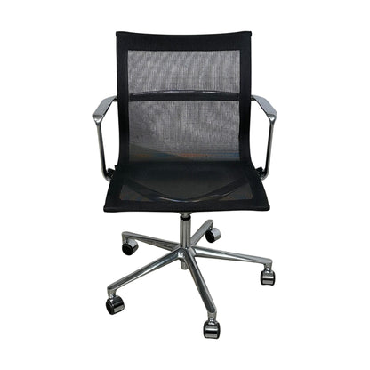 Una Chair konferansestol fra ICF i mesh