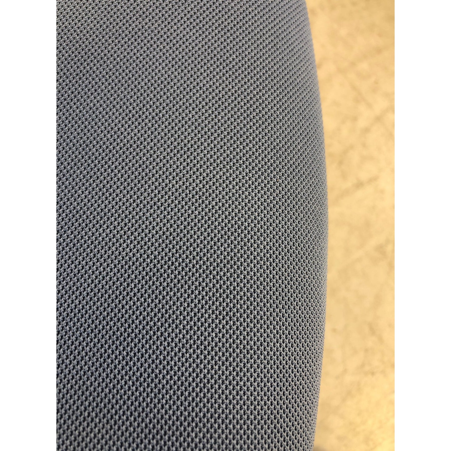 6080SB møteromsstol fra RBM Noor, lys blå