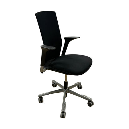 Futu kontorstol fra HÅG, mesh