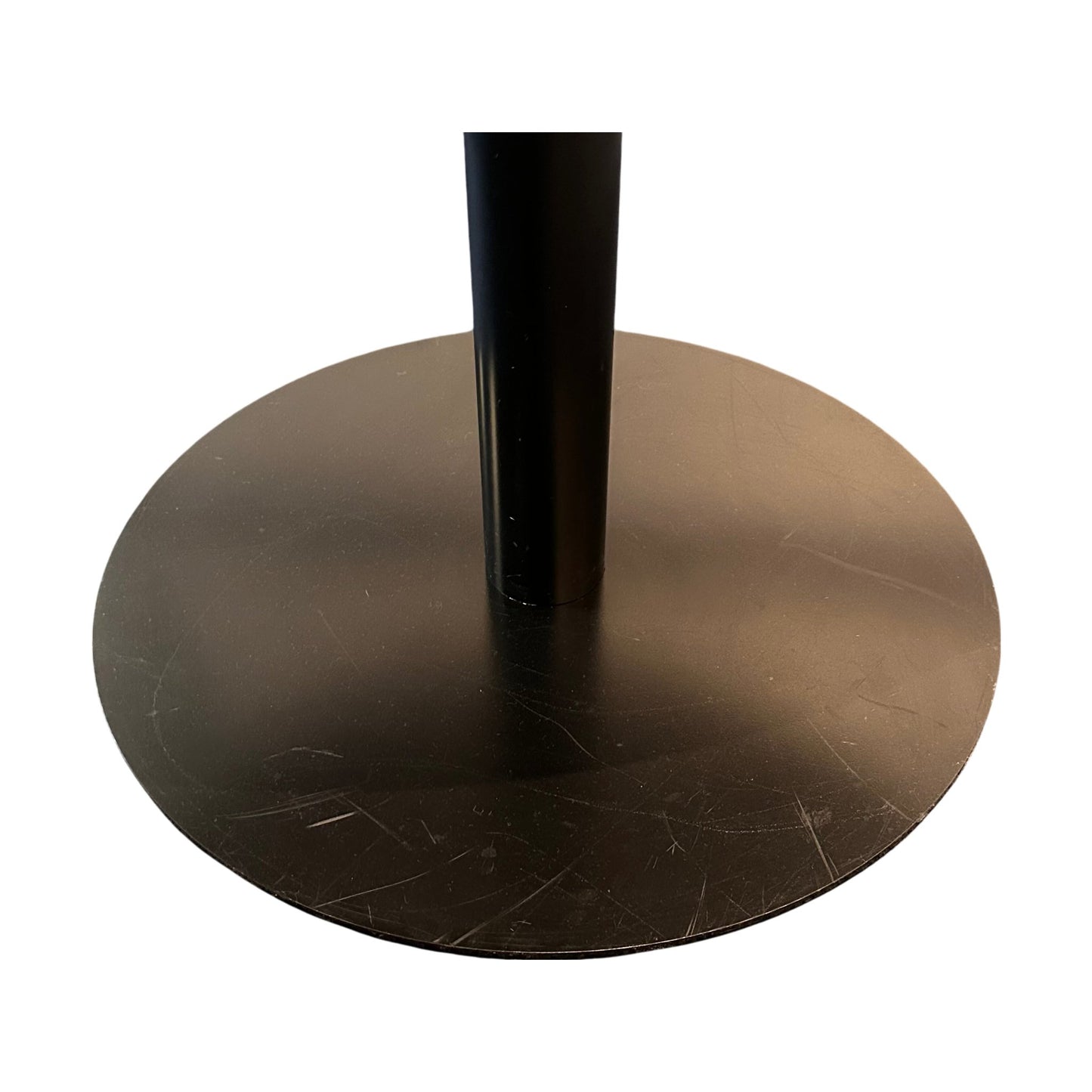 Sort understell for runde plater