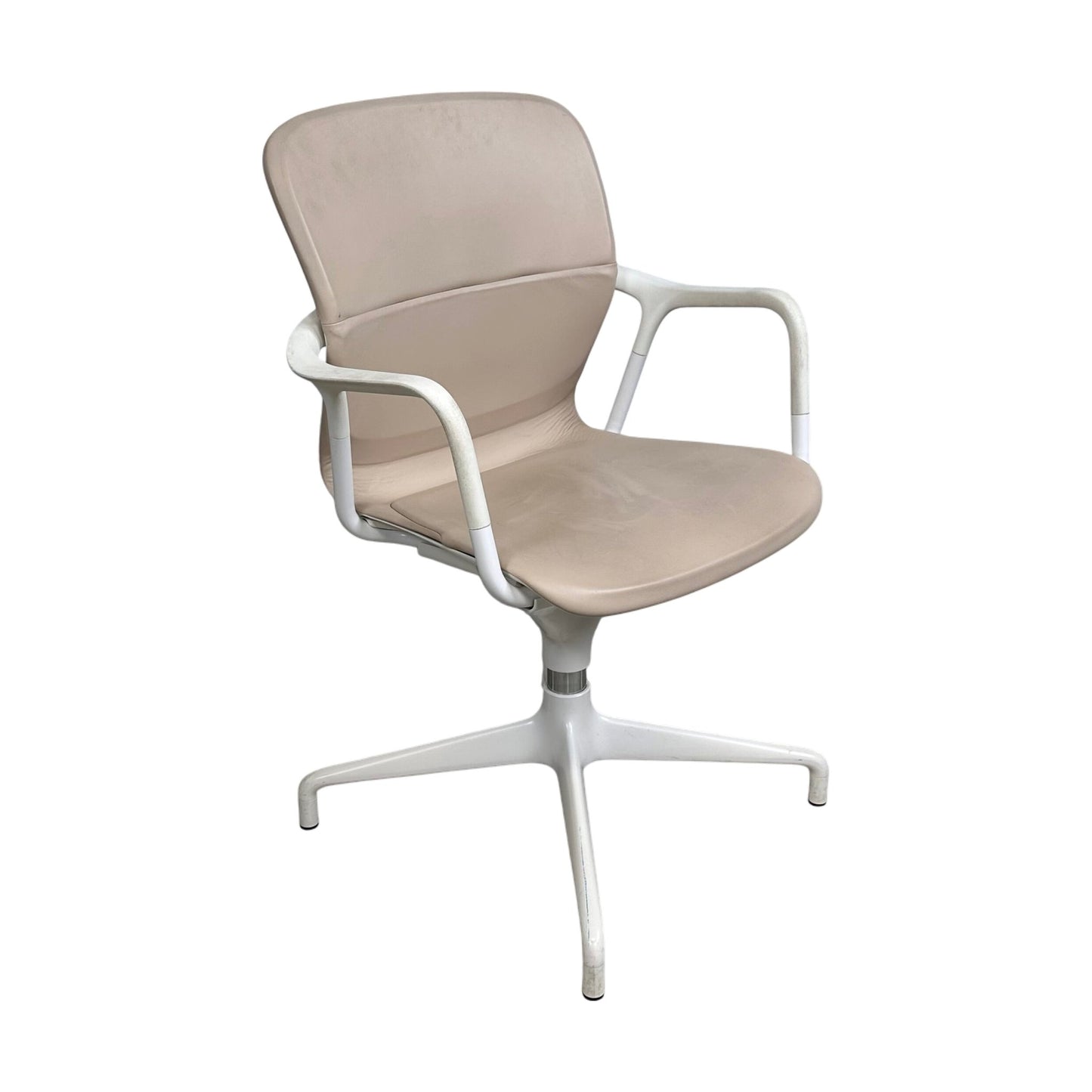 Keyn møteromsstol fra Herman Miller