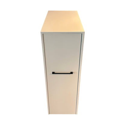 Tårnskap i beige, med venstredør