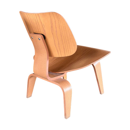 Plywood Group LCW lenestol fra Vitra