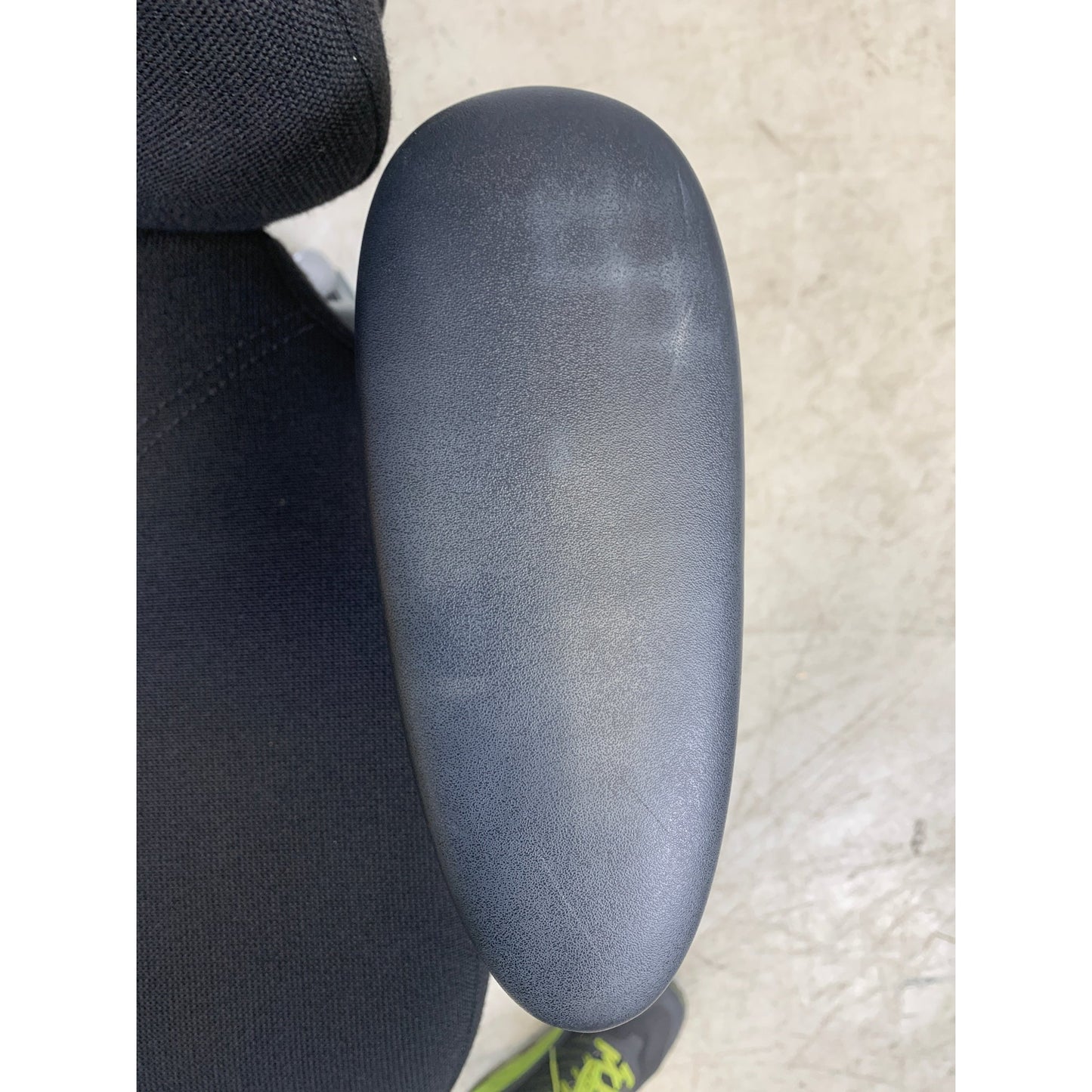 Kontorstol fra RH Logic, modell 400, svart