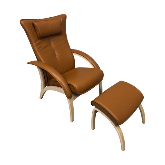 Brunstad Delta Legend lenestol fra A-Møbler, hud, m/skammel