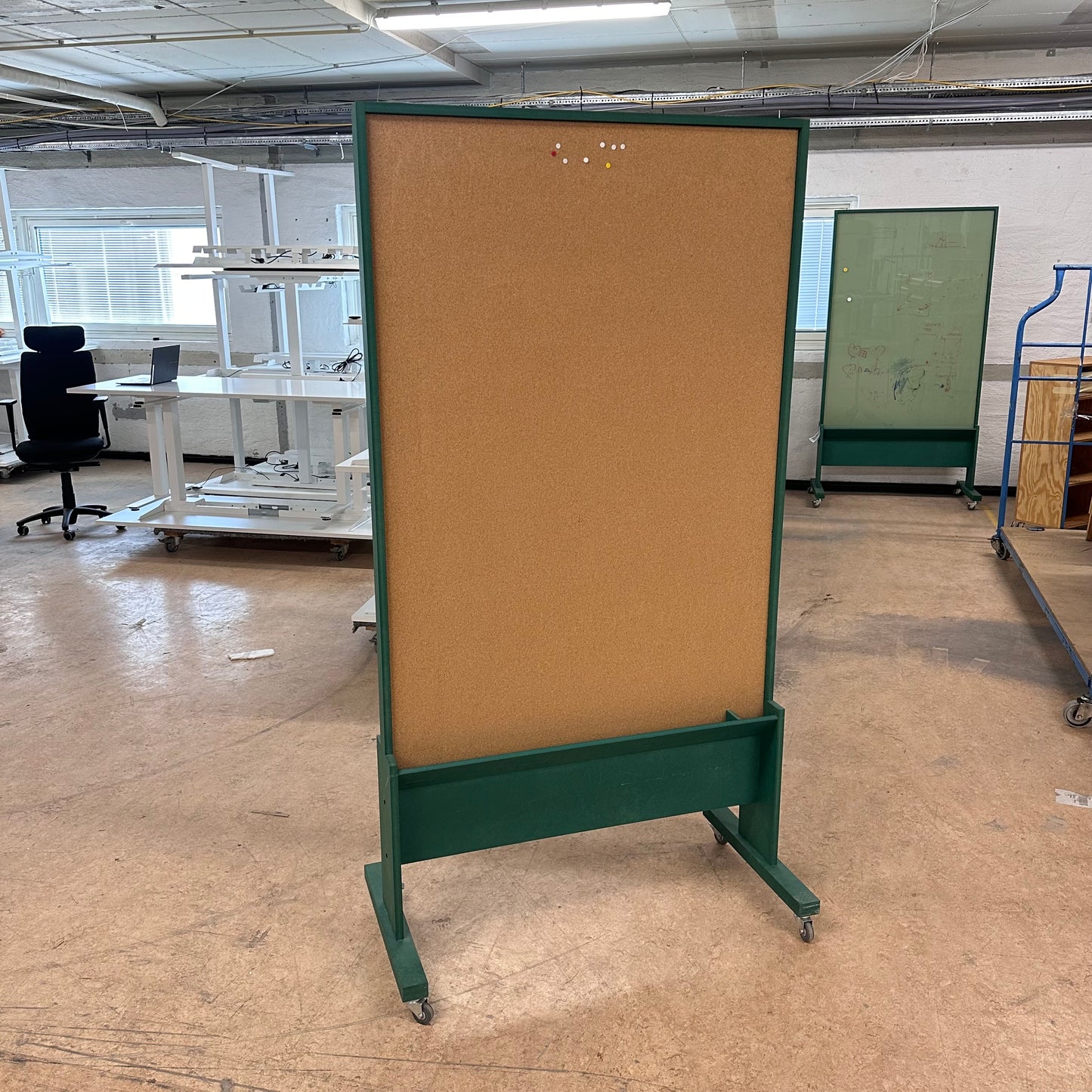 Selvstående whiteboard m/hjul, 100x205 cm