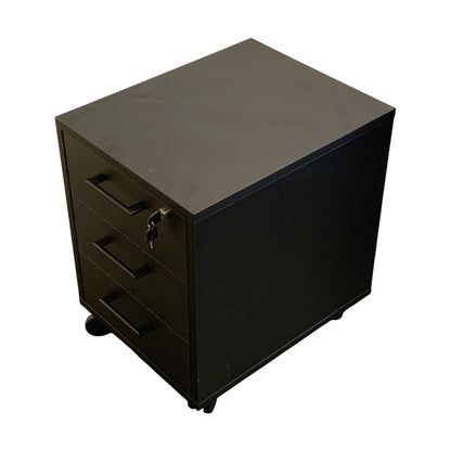 Skuffeseksjon med tre skuffer og lås