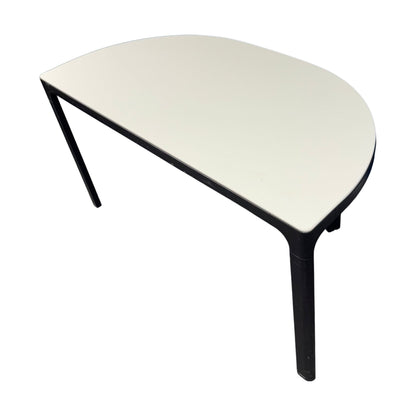 Skrivebord, IKEA Bekant i halvmåne, 140cm