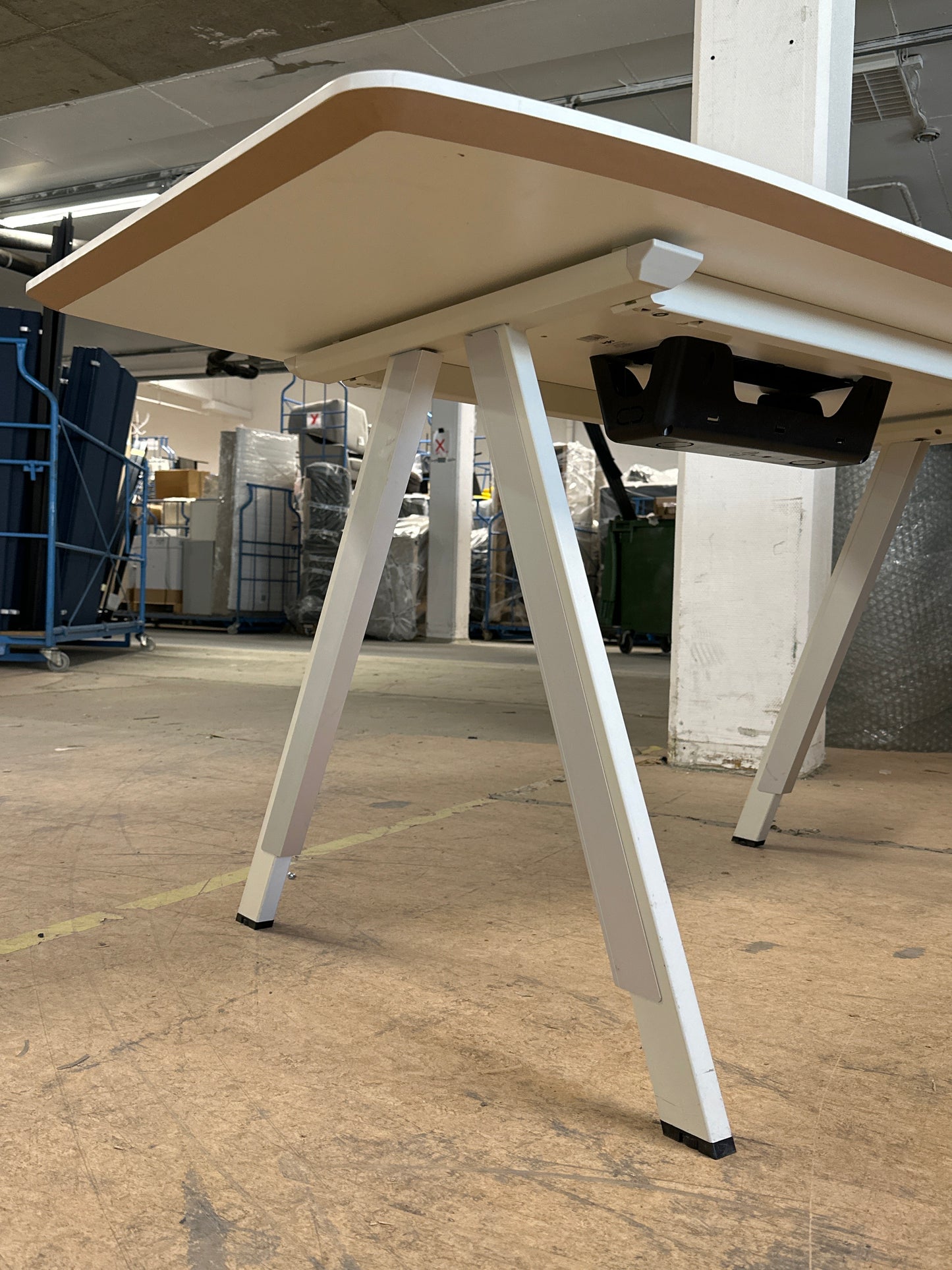 Møtebord fra Iglo, hvit laminat, 160x80 cm