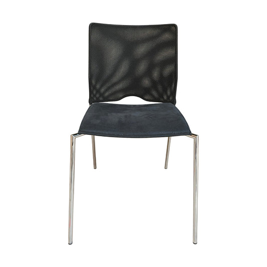 Cosmos møteromsstol fra Lammhults, svart, stablebar