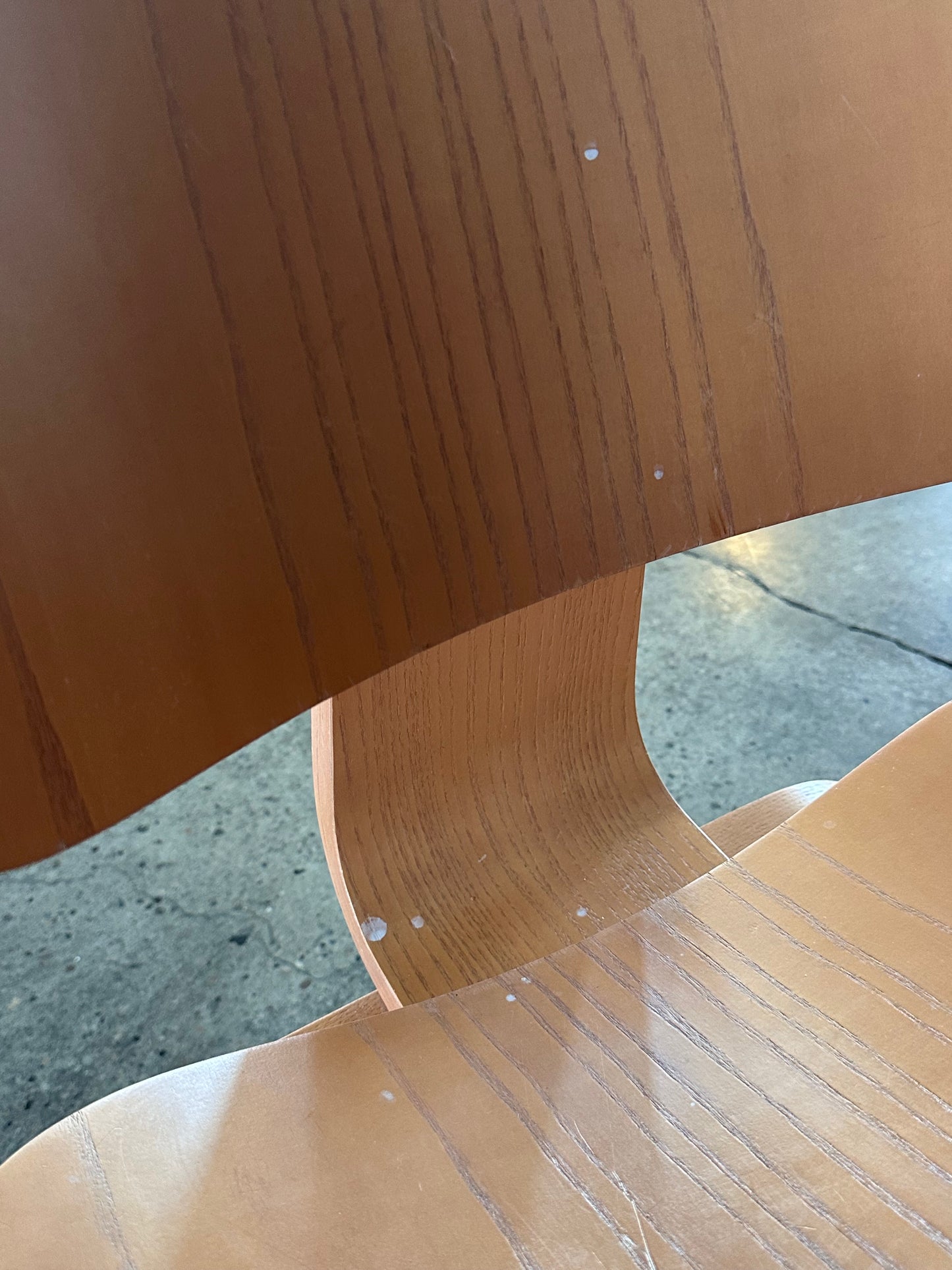 Plywood Group LCW lenestol fra Vitra