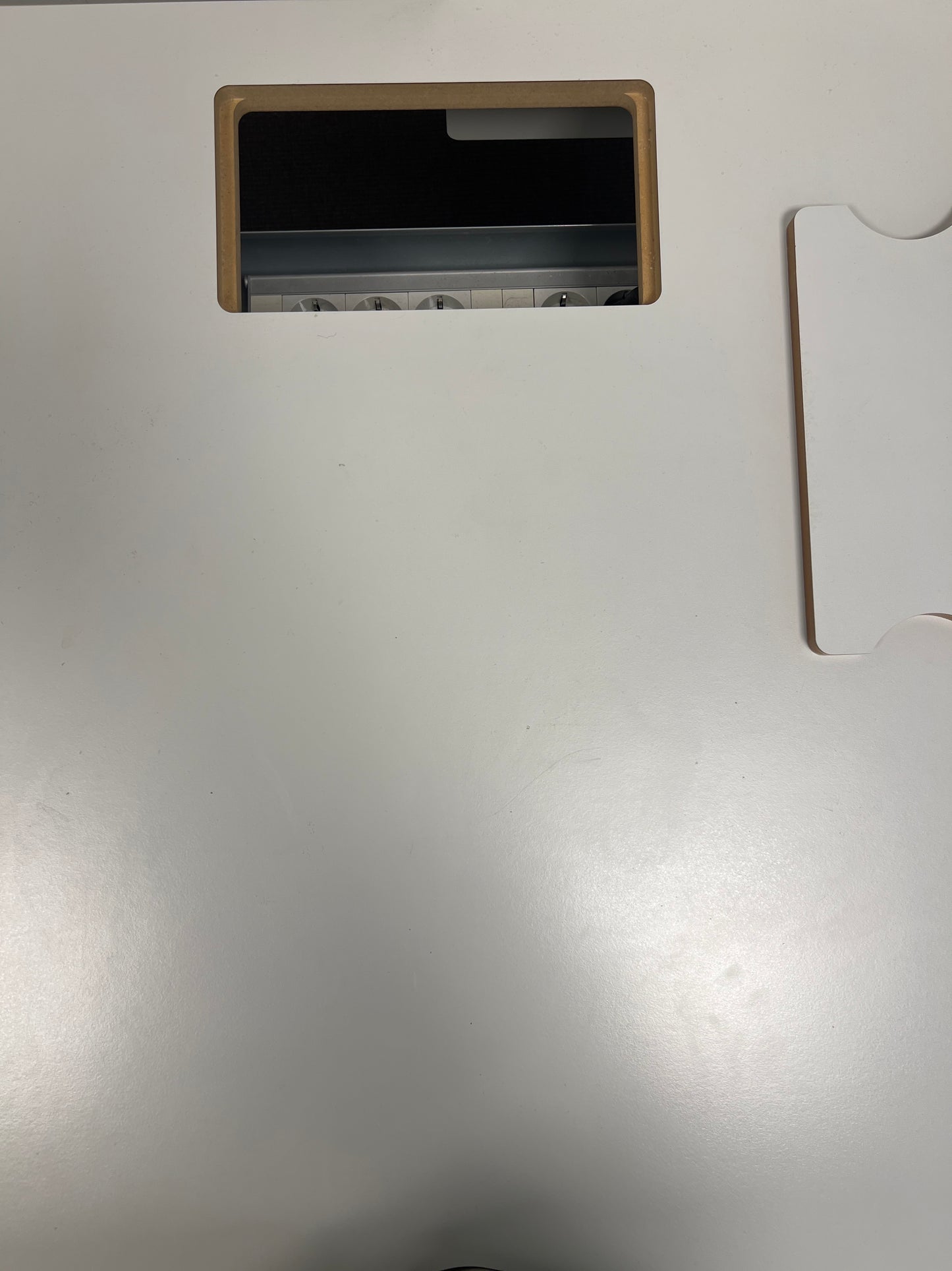 Elektrisk hev/senk skrivebord fra Secundo, grå, 180x90 cm