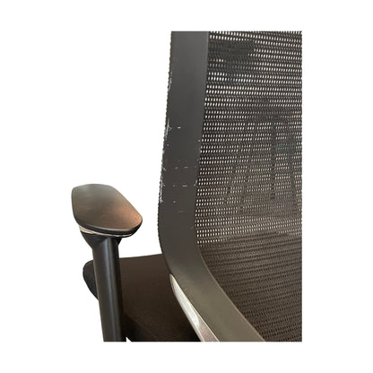 Kontorstol Baron fra Okamura, svart