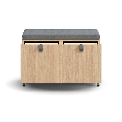 Oppbevaringsbenk fra AJ Produkter, eik med grønn pute