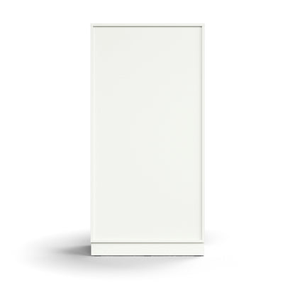 Skap QBUS, 3 hyller, sokkel, håndtak, H1636 B800 D420 mm, hvit fra AJ Produkter