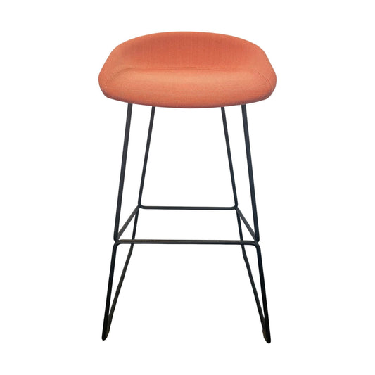 About a stool barstol fra HAY, lakserosa, 88 cm høy
