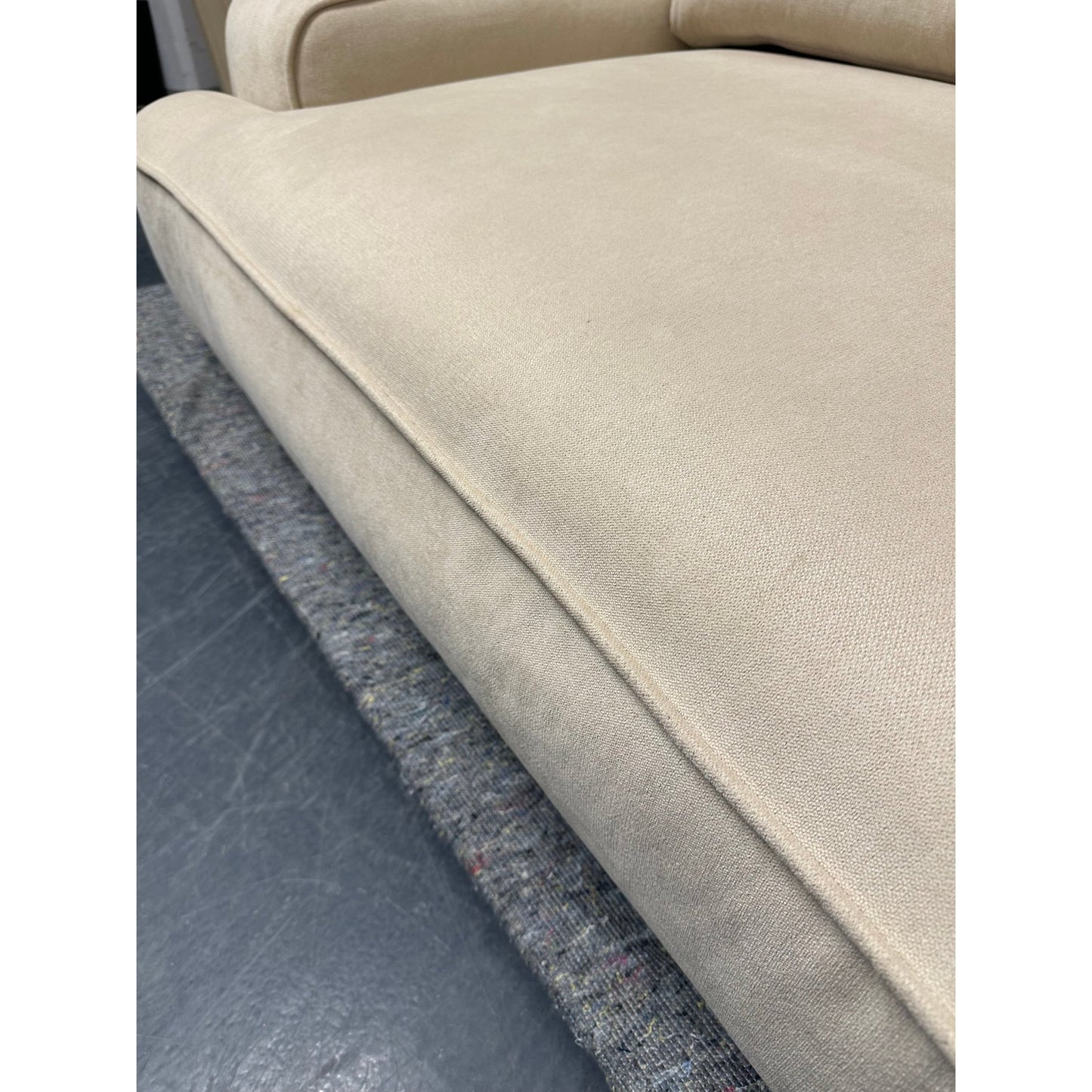 Leonora 3-seter sofa fra SOFACOMPANY, beige