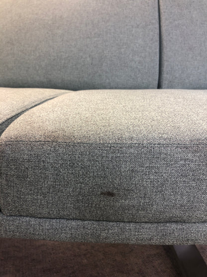 Retro loungesofa i dus grønn, med buet rygg