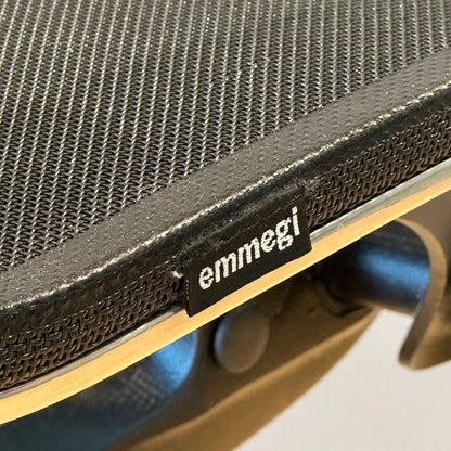 Emmegi møteromsstol i mesh