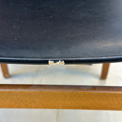 Spisestol, trefarget, skinnsete