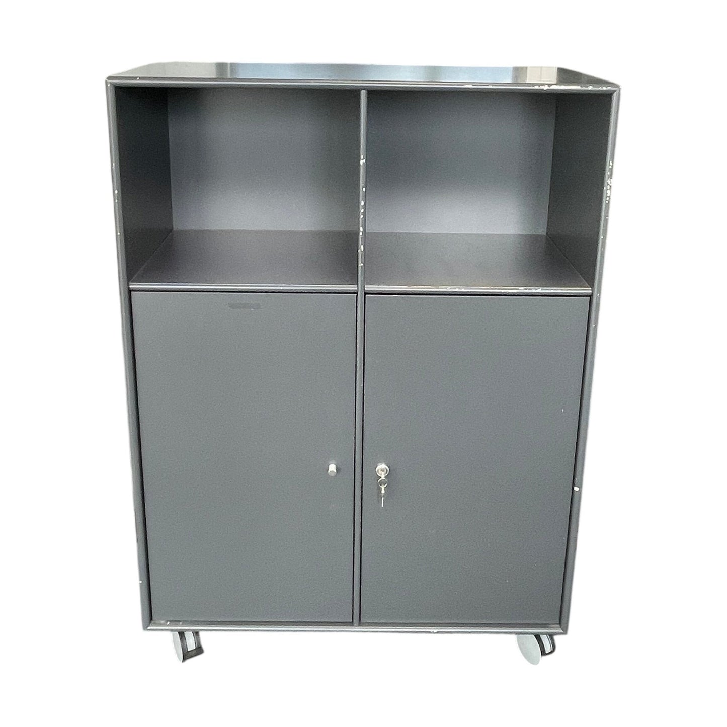 Montana skap, mørk grå, låsbare med hjul