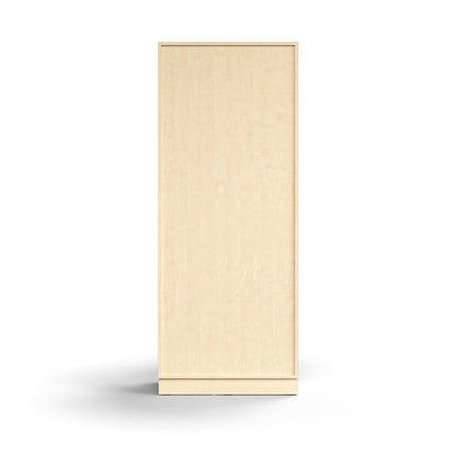 Skap QBUS, låsbare skyvedører m/håndtak, 4 hyller, sokkel, H2020 B800 D400 mm, bjørk