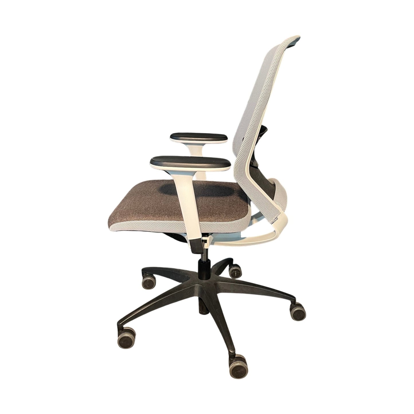 Esencia Drabert kontorstol fra Kinnarps, hvit