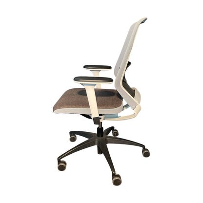 Esencia Drabert kontorstol fra Kinnarps, hvit