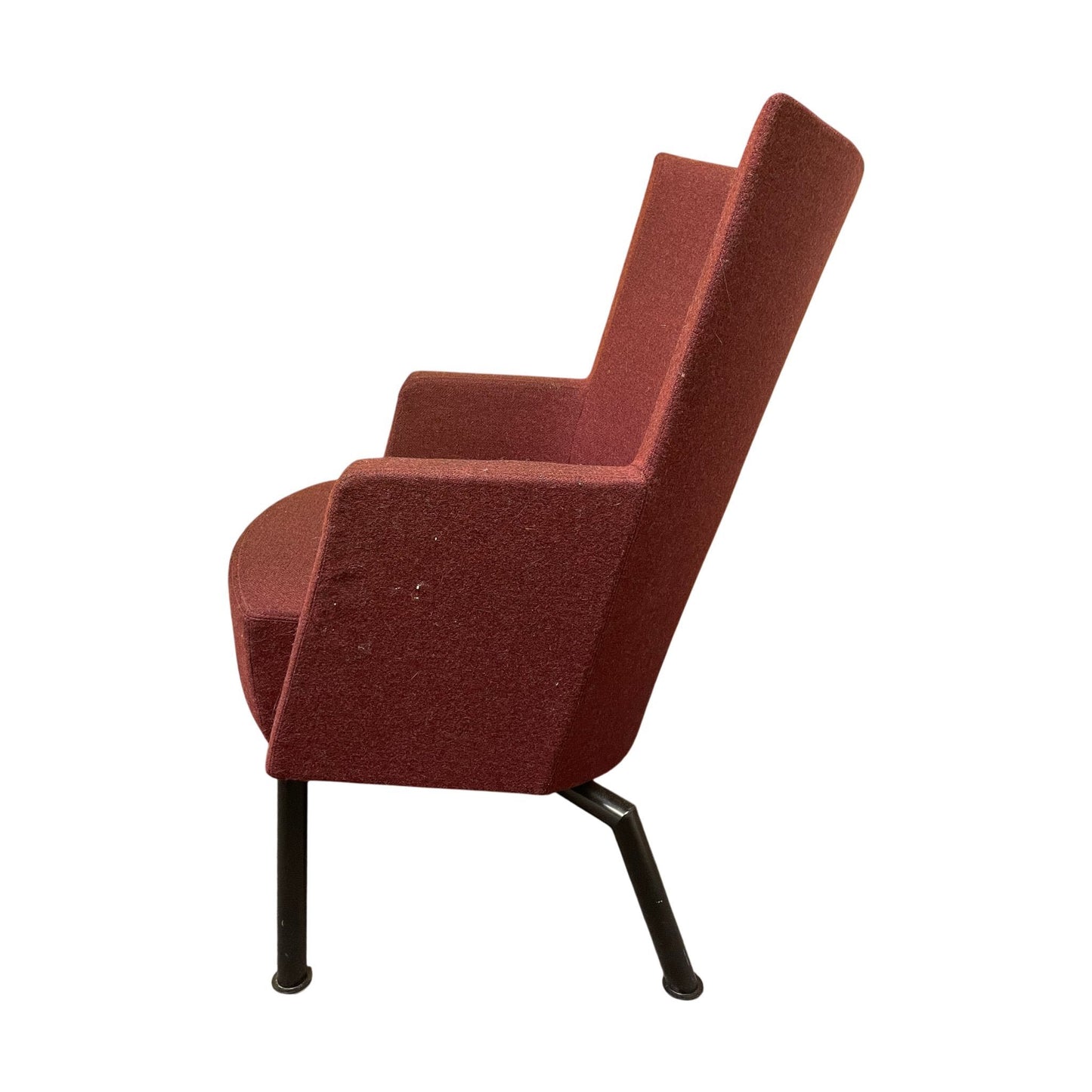 Invito lenestol fra Skandiform, rød