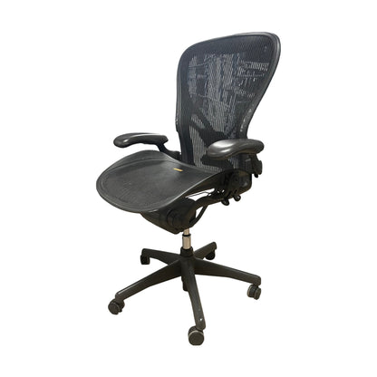 Aeron kontorstol fra Herman Miller, svart