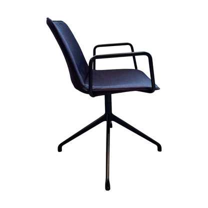 Møteromsstol fra INCLASS