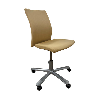 HÅG H04 møteromsstol i beige