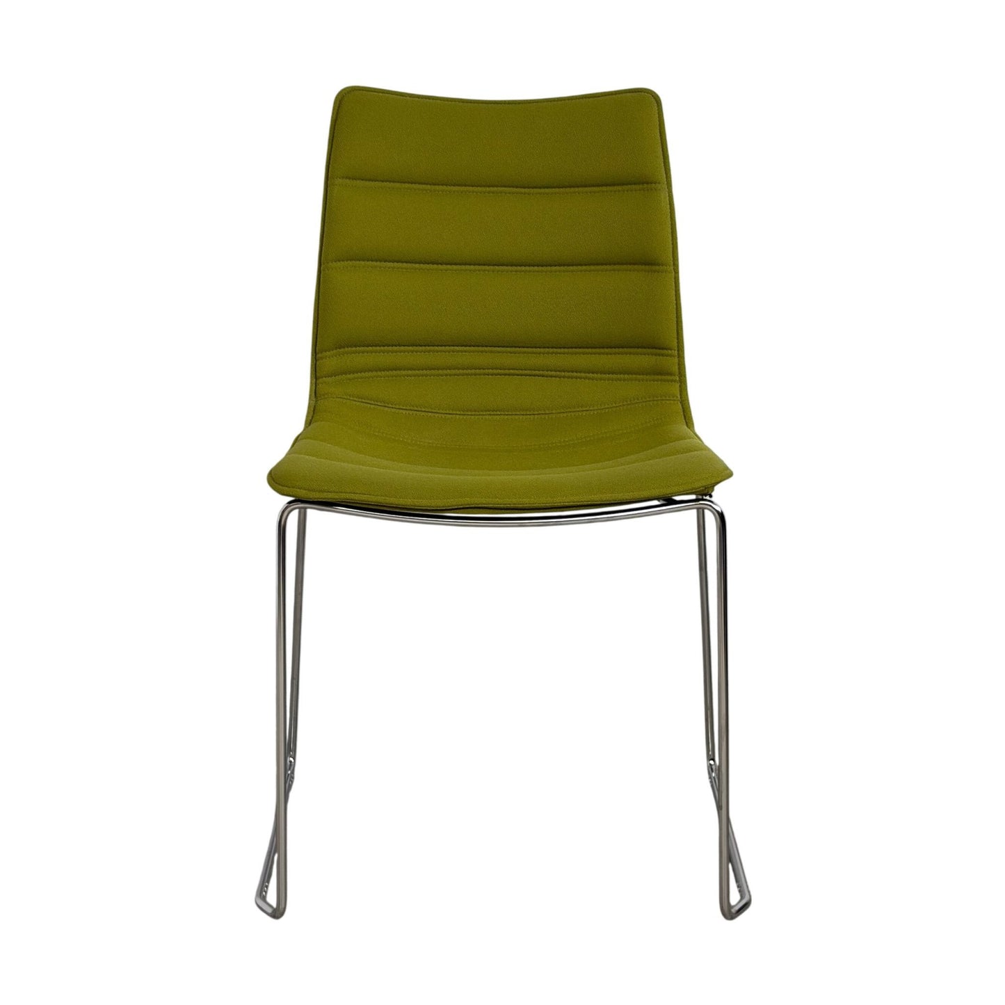 S10 møtestol fra Cube Design, grønn