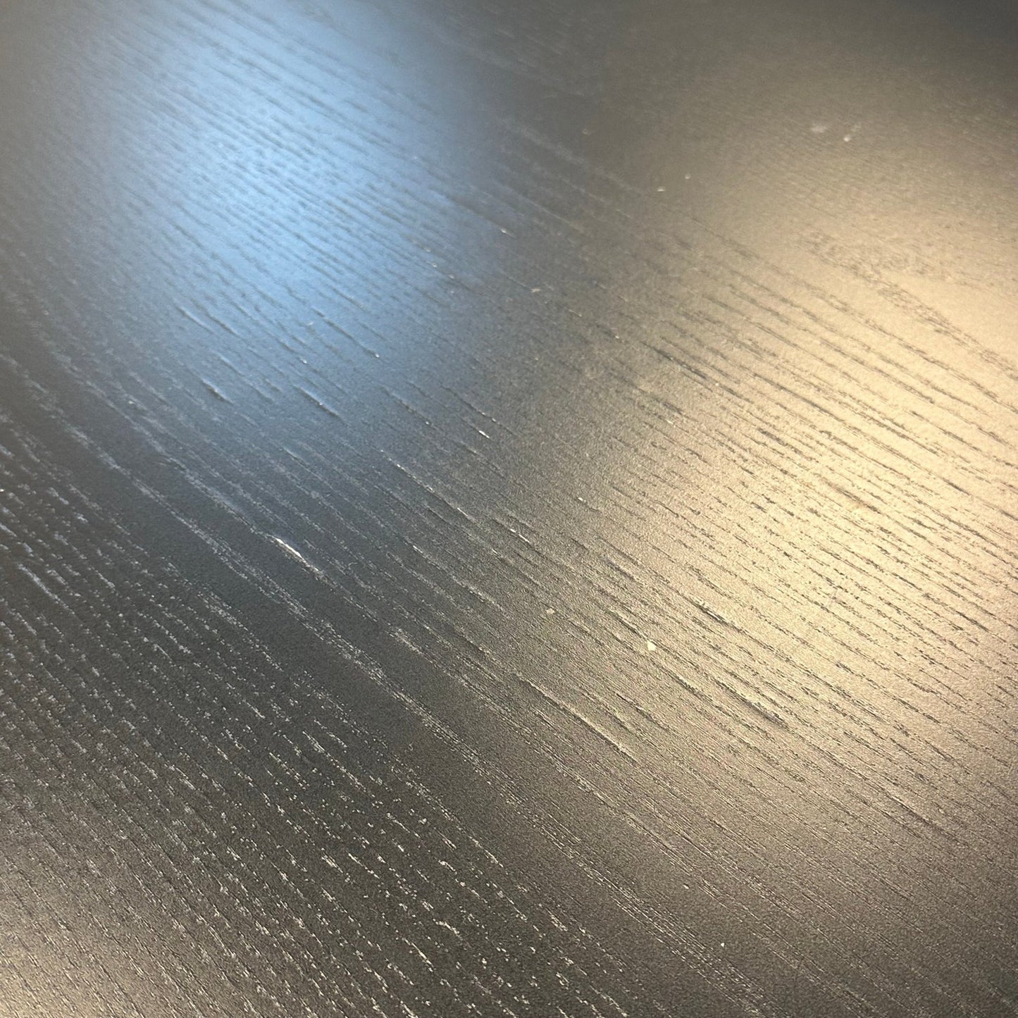 Bekant skrivebord fra IKEA, svart laminat, 160x110 cm