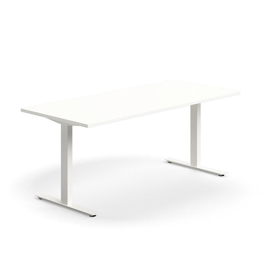 Skrivebord QBUS fra AJ Produkter, laminat, 180x80 cm