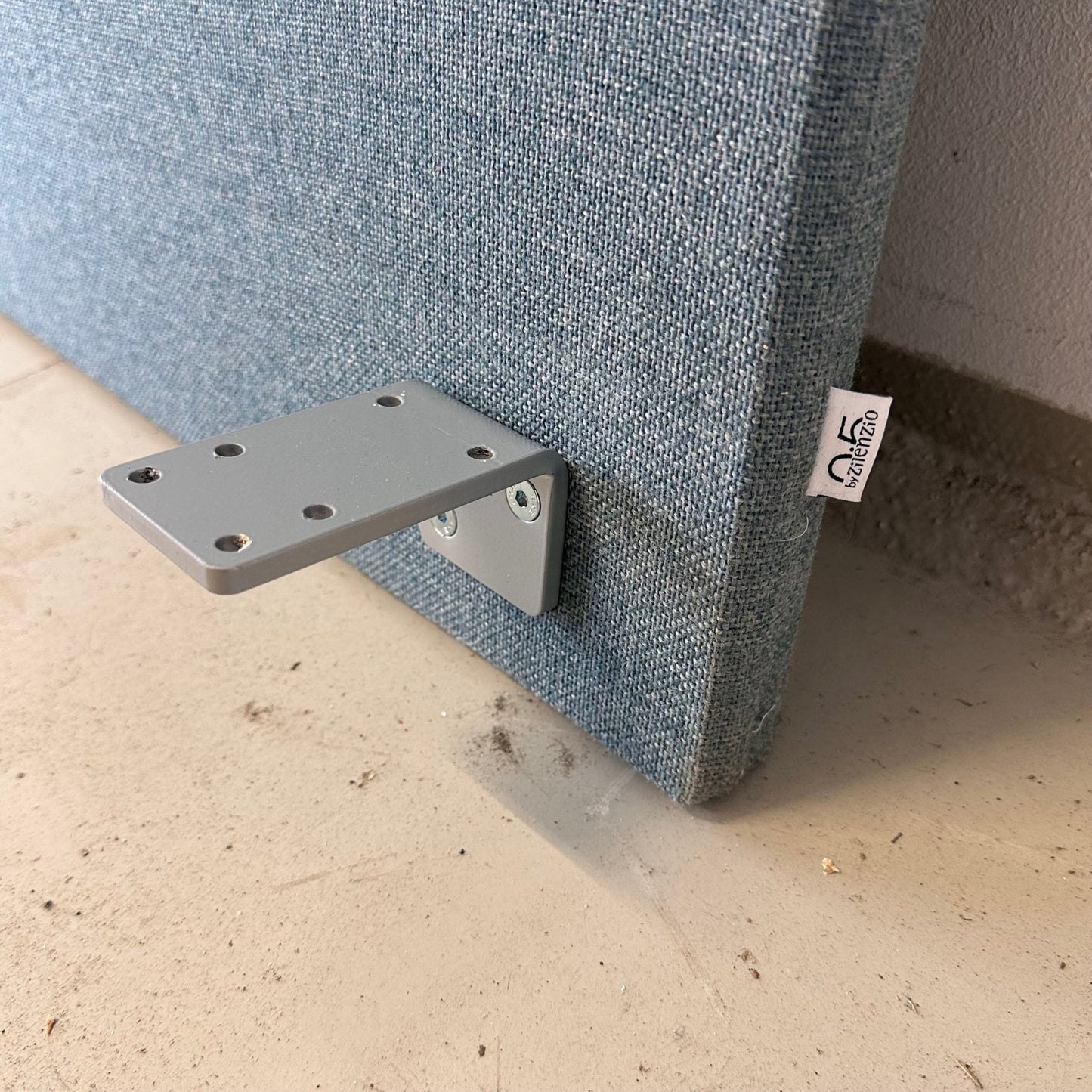 Skillevegg fra Zilenzio, 160x3 cm, blå