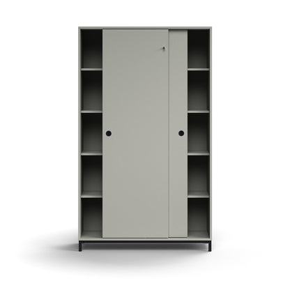 Skap QBUS, låsbare skyvedører m/håndtak, 4 hyller, benstativ, H2020 B1200 D400 mm, svart, lys grå