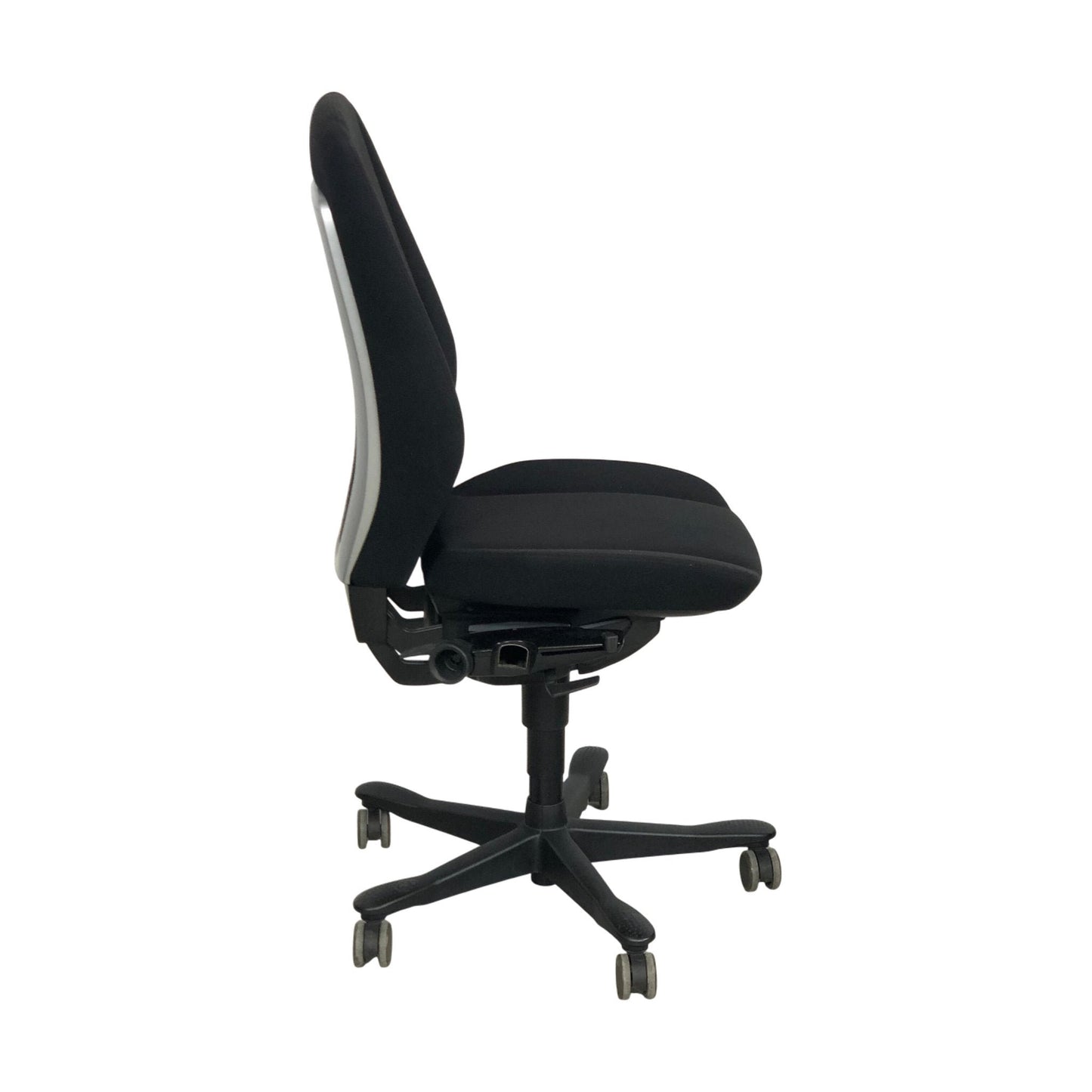 Kontorstol fra Kinnarps, Synchrone 9000