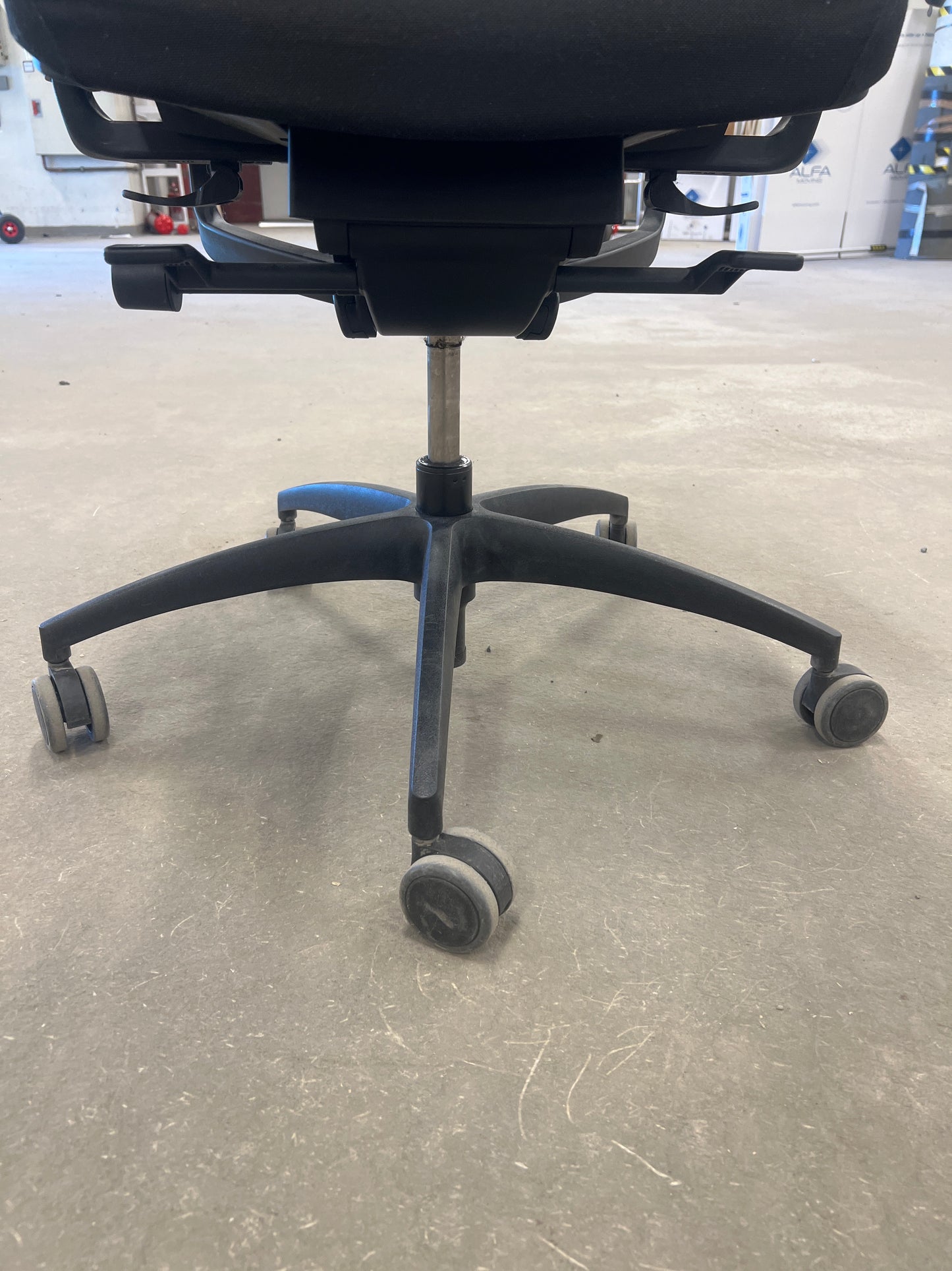 Kontorstol Wagner ErgoMedic 100-2, svart