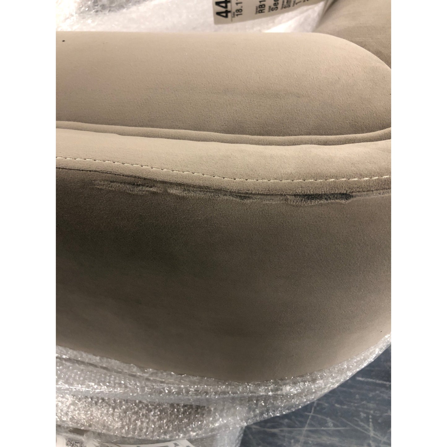 Simon 3-seter sofa fra A-Møbler, velour